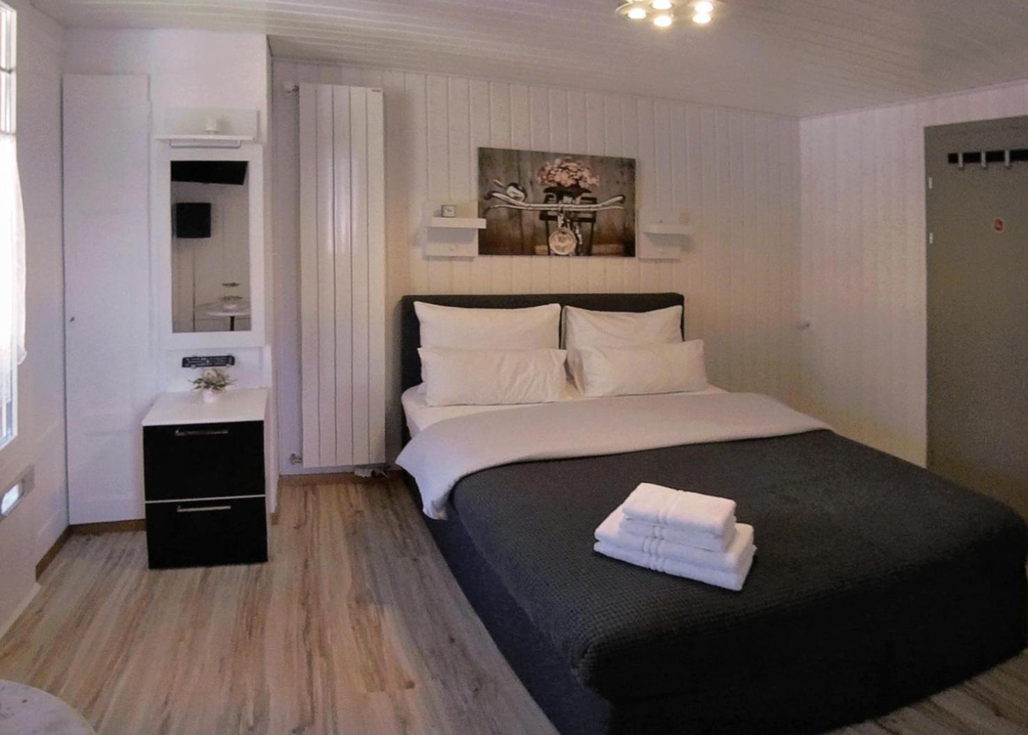 Chalet Maria Interlaken Room photo